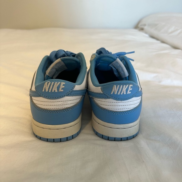 Nike Dunks Low UNC - Picture 4 of 5